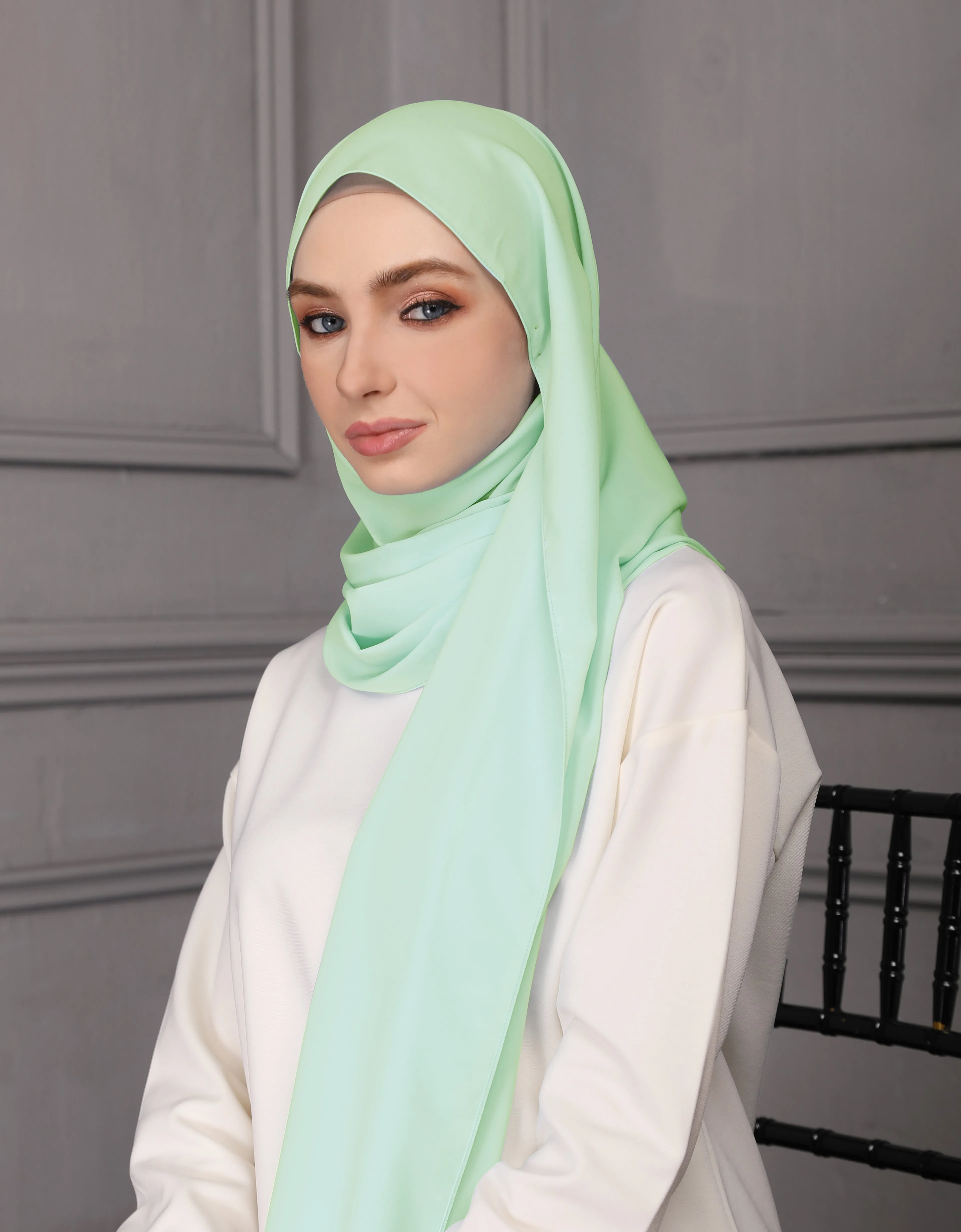 ASTEN SHAWL (AQUA MINT)