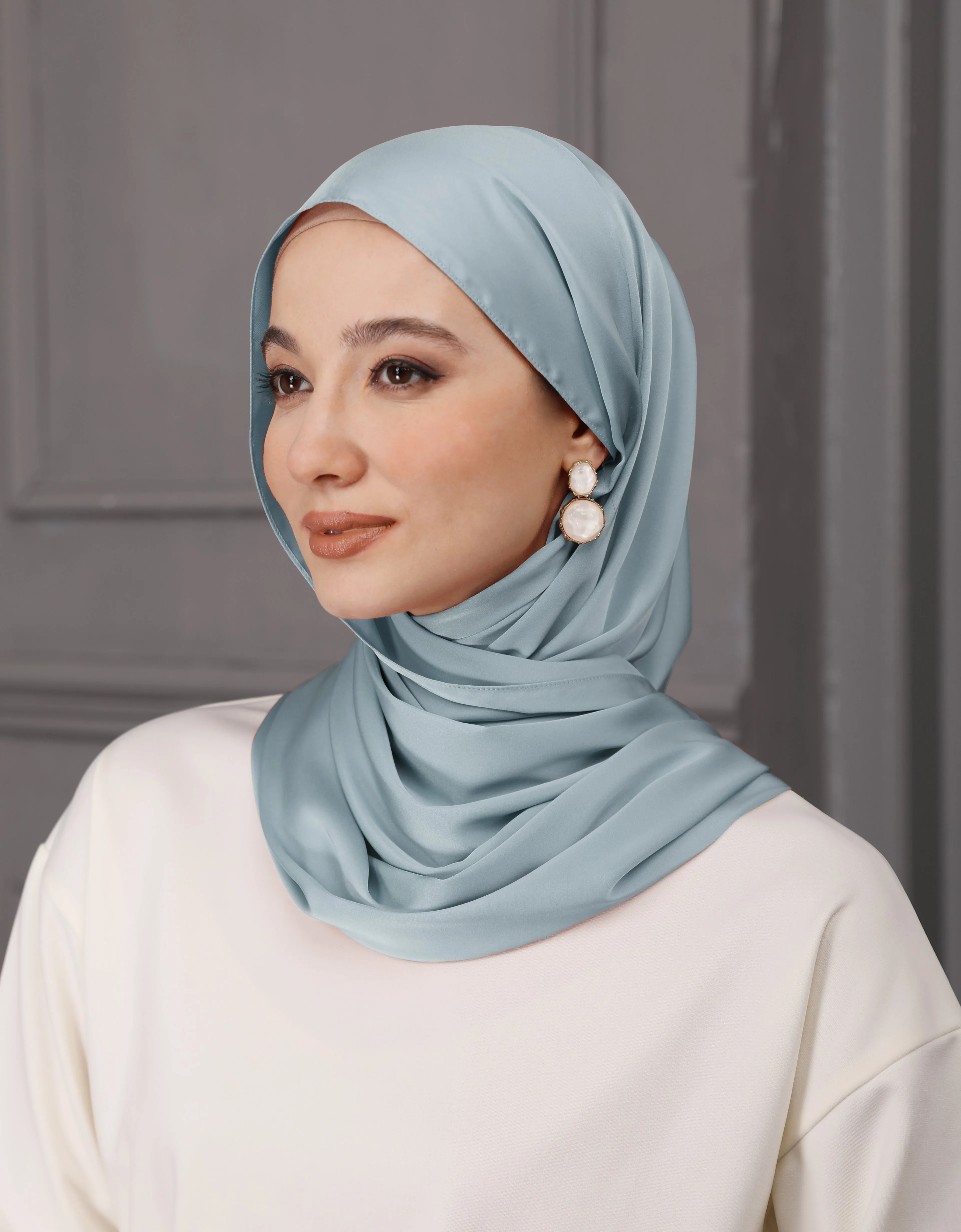 EVELYN SHAWL (BABY BLUE)