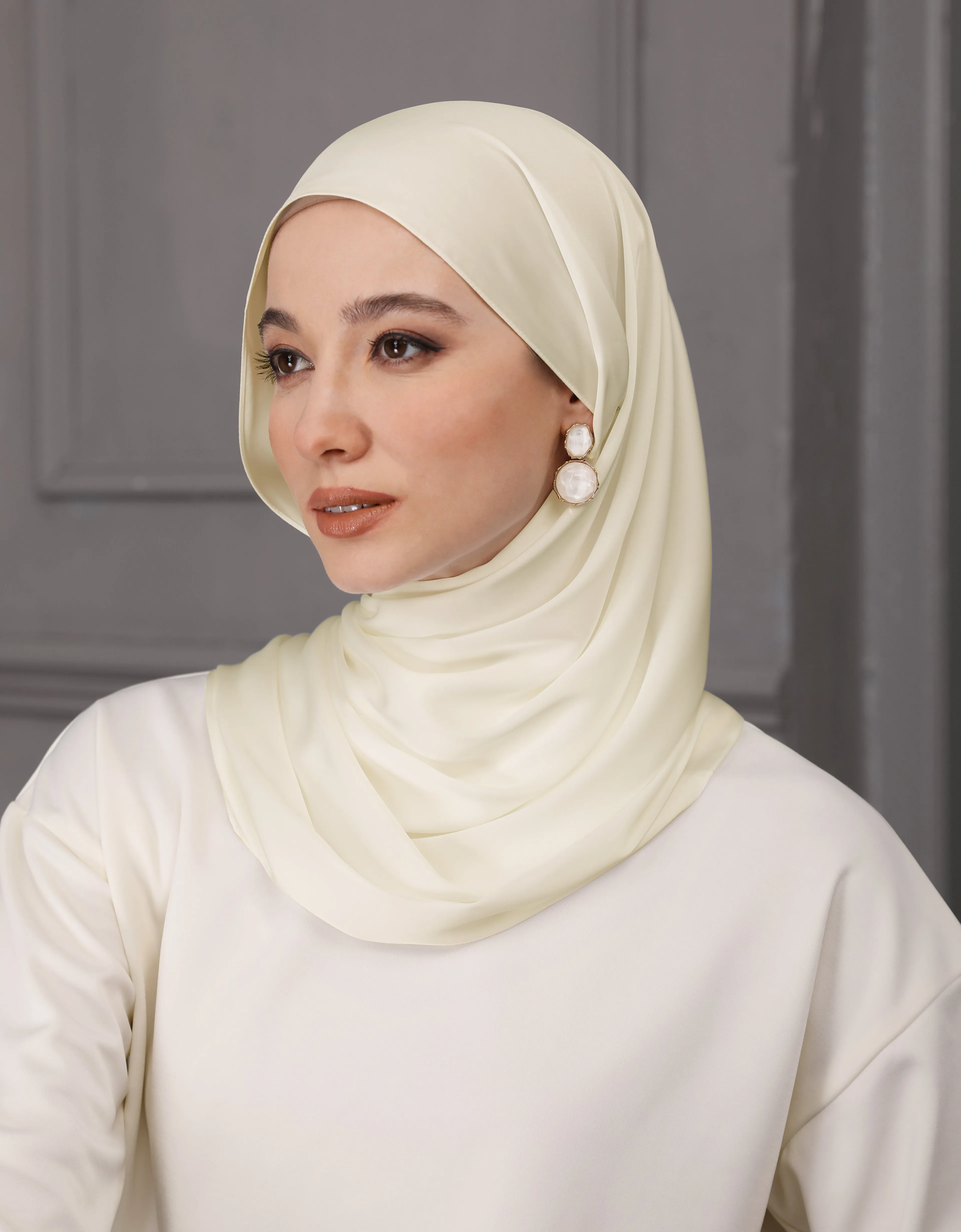 EVELYN SHAWL (PALE YELLOW)